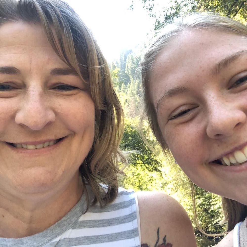 Meet your Posher, Deedee